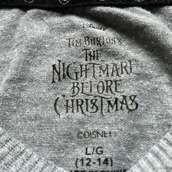Nightmare Before Christmas sweater womens large - Picture 3 of 4